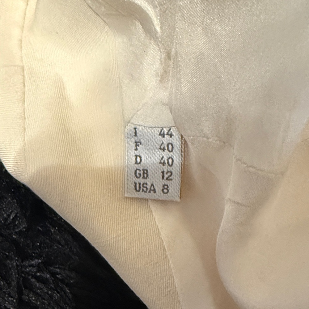 Narciso Rodriguez Cream Trench Coat - Picture 6 of 12